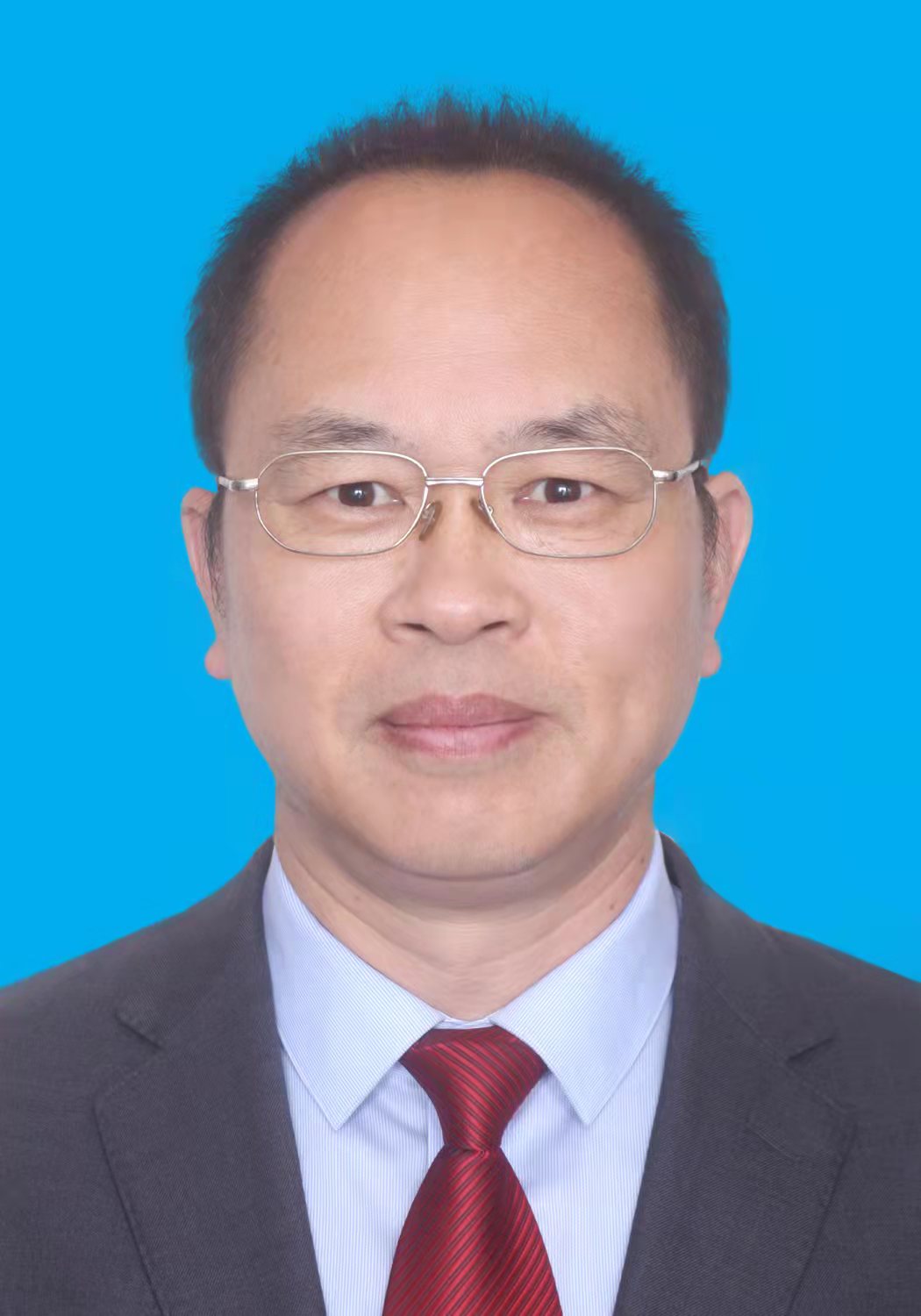 王全春 （中央党史和文献研究院副院长）					 	 						 	 	王全春，中央党史和文献研究院副院长。王全春，中共党员，研究生学历，经济学博士学位。1985年7月参加工作，历任共青团江西省吉安地委组宣部部长，江西省吉安市旅游局局长，中国井冈山干部学院院务委员、办公厅主任，江西省委办公厅巡视员、副主任。2012年5月任原中央党史研究室办公厅主任。2018年9月任中央党史和文献研究院办公厅主任。2022年1月任中央党史和文献研究院副院长。