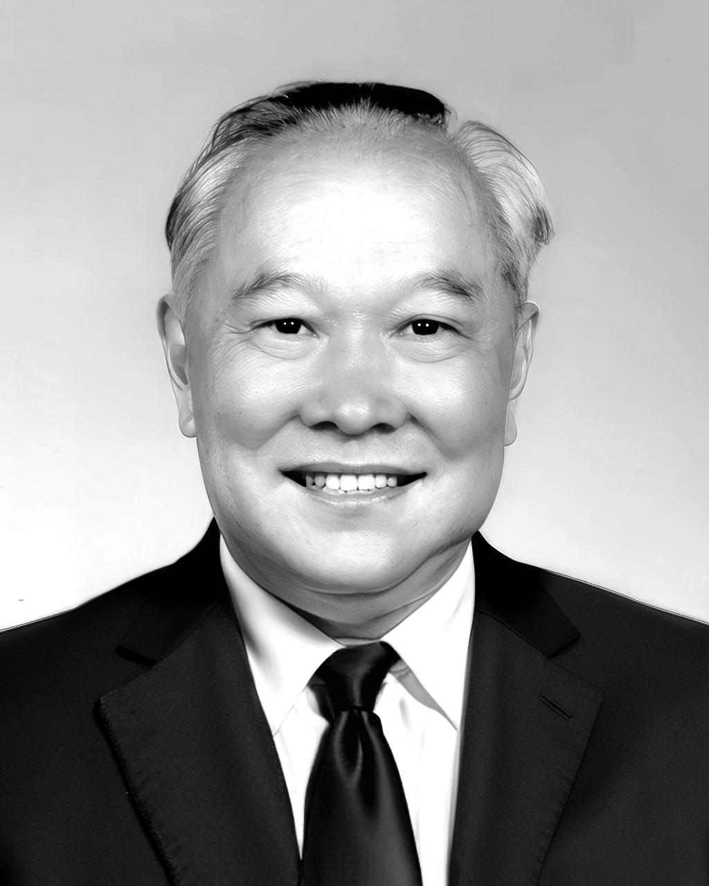 金冲及
金冲及(1930-2024)。中共党史和文献专家、历史学家、马克思主义理论工作者,原中央文献研究室副主任。曾任复旦大学团委书记、教务部副主任,文物出版社总编辑等职,曾兼任中国史学会会长,是政协第七届、八届、九届全国委员会委员,政协第八届、九届全国委员会文史资料委员会副主任。北京大学、复旦大学兼职教授、博士生导师,俄罗斯科学院外籍院士。担任《复兴文库》总主编,主持编写《毛泽东传(1893-1949)》《周恩来传》《刘少奇传》《朱德传》《陈云传》等。著有《二十世纪中国史纲》《转折年代:中国的1947年》《辛亥革命史稿》等,晚年出版“金冲及文丛”14种。