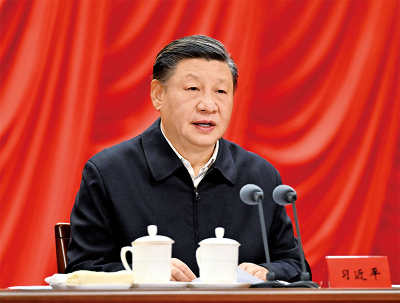 2023年2月7日,新进中央委员会的委员、候补委员和省部级主要领导干部学习贯彻习近平新时代中国特色社会主义思想和党的二十大精神研讨班在中央党校(国家行政学院)开班。中共中央总书记、国家主席、中央军委主席习近平在开班式上发表重要讲话。 新华社记者 李学仁/摄